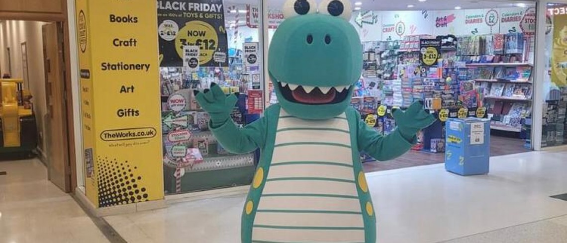 Roarsome family fun day as Dex the Dinosaur visits Market Cross   